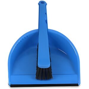 Stoffer en blik plastic